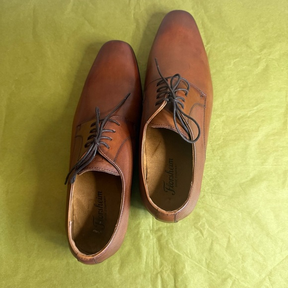 Florsheim Brown Leather Oxford Shoes - Picture 9 of 11